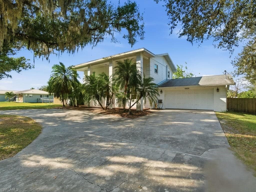 4920 Shady River LN, FORT MYERS FL 33905-2