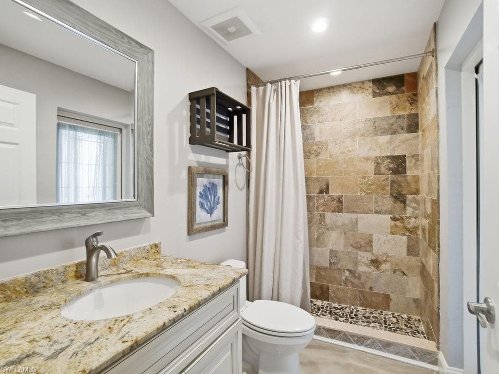 4920 Shady River LN, FORT MYERS FL 33905-19