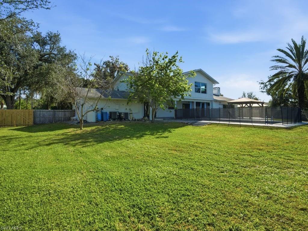 4920 Shady River LN, FORT MYERS FL 33905-44