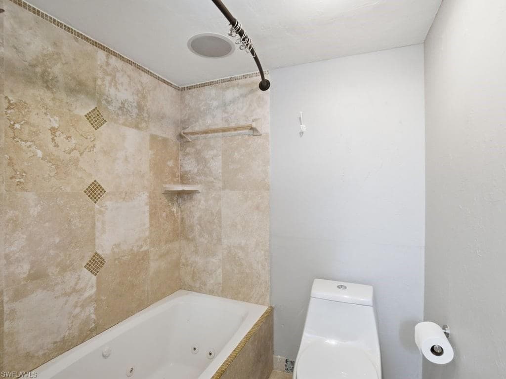 4920 Shady River LN, FORT MYERS FL 33905-34