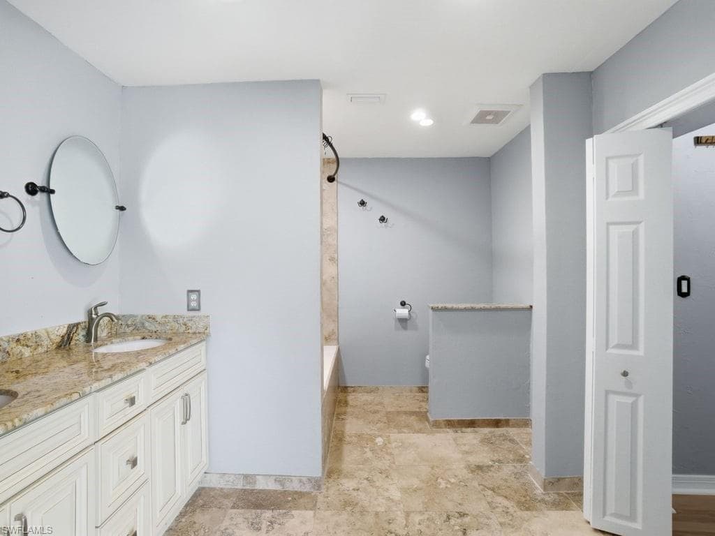 4920 Shady River LN, FORT MYERS FL 33905-28