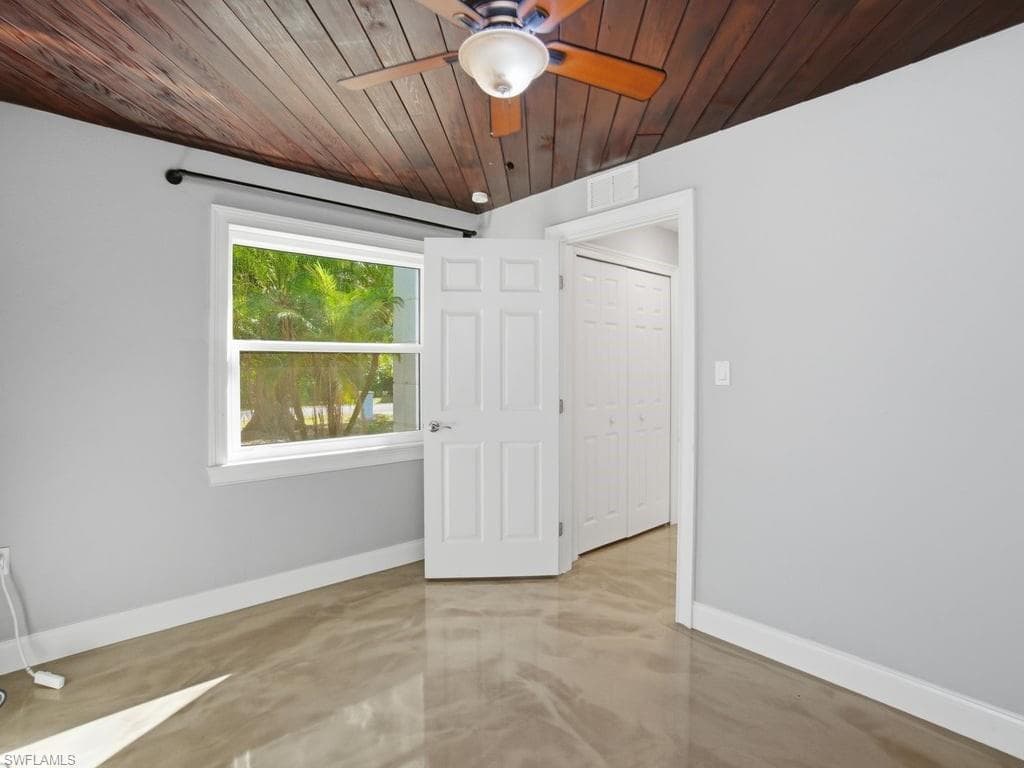 4920 Shady River LN, FORT MYERS FL 33905-20