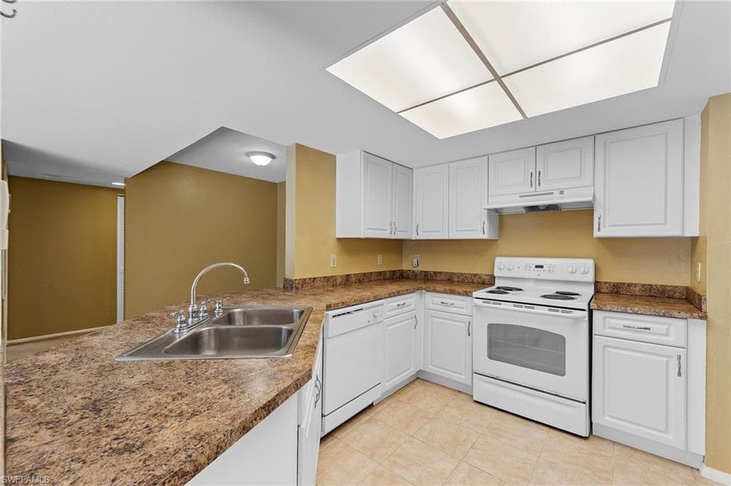 3170 Seasons WAY 807-8