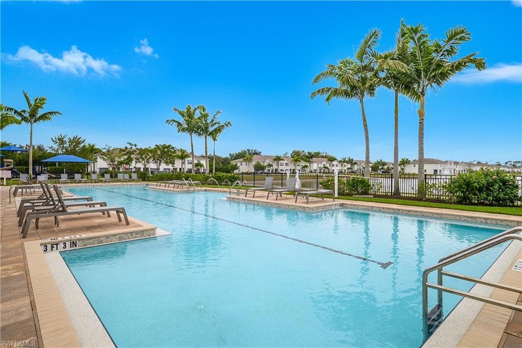 15436 Wildflower CIR, NAPLES FL 34119-37