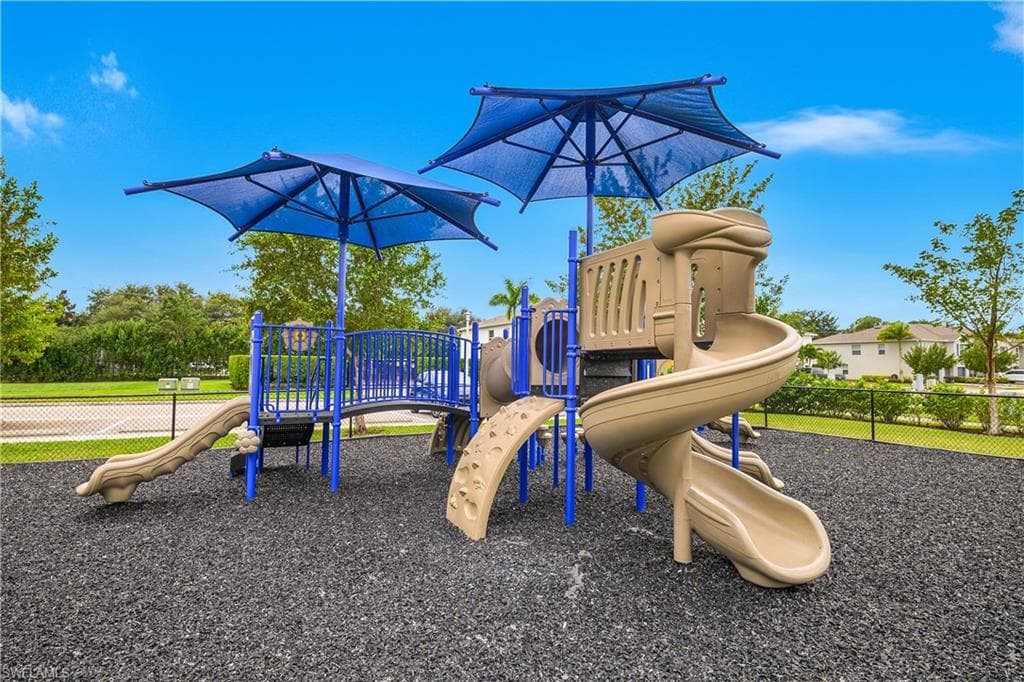 15436 Wildflower CIR, NAPLES FL 34119-40