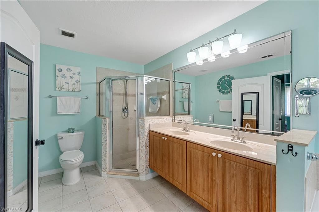 2549 Deerfield Lake CT, CAPE CORAL FL 33909-26