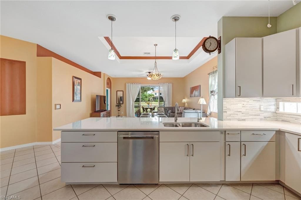 2549 Deerfield Lake CT, CAPE CORAL FL 33909-16