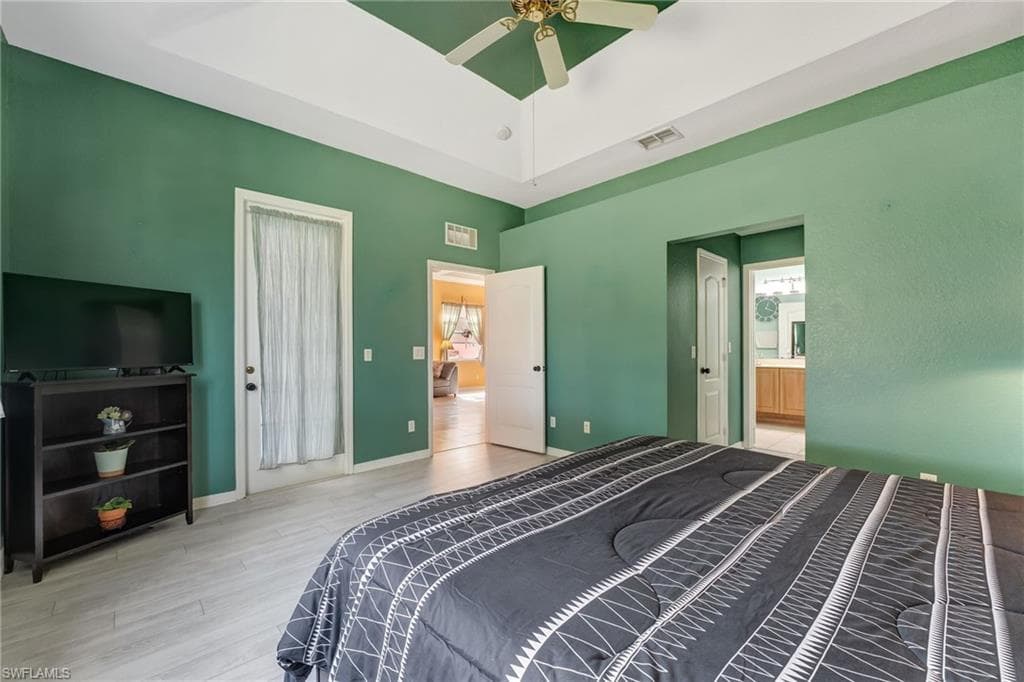 2549 Deerfield Lake CT, CAPE CORAL FL 33909-25