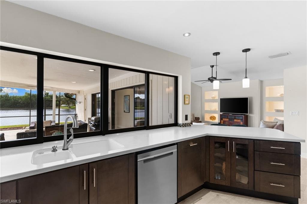 864 S Town And River DR, FORT MYERS FL 33919-13