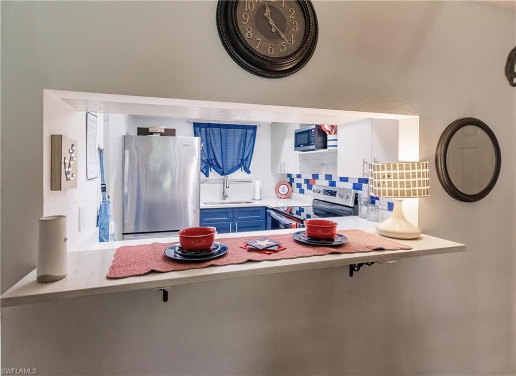 1055 Palm AVE # 216, NORTH FORT MYERS FL 33903-10