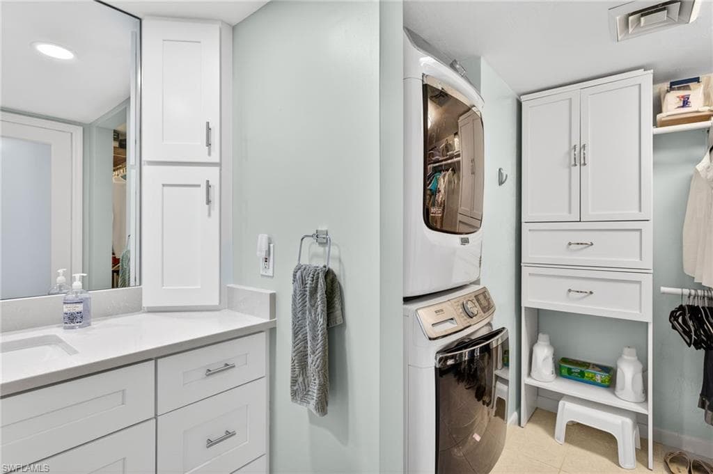 1341 Middle Gulf DR 2-A-22