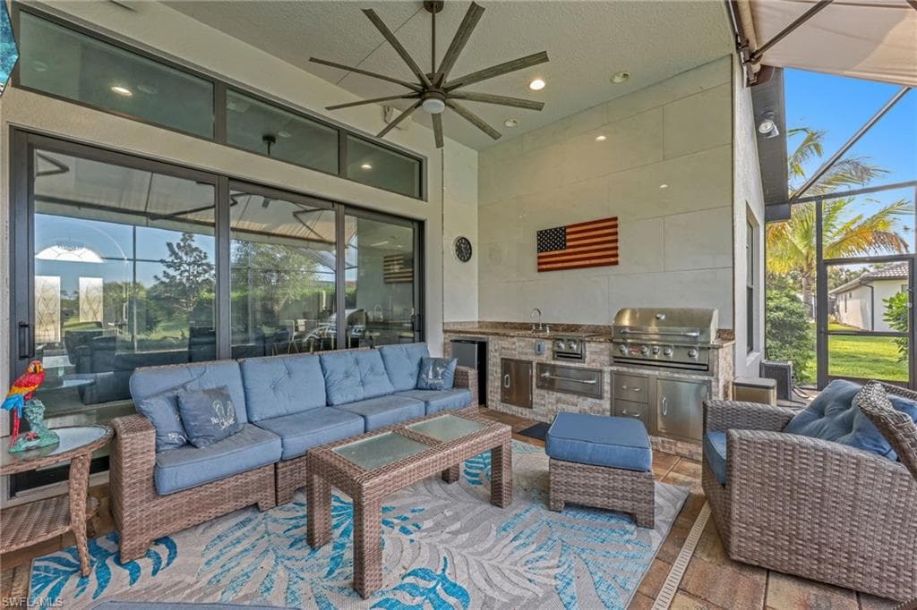 23273 Salinas WAY, BONITA SPRINGS FL 34135-32