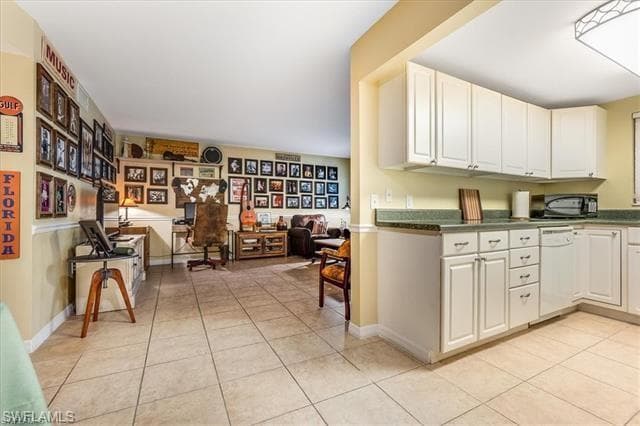 4290 Gulfstream DR # 4, NAPLES FL 34112-5