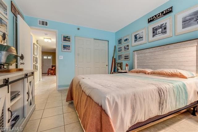 4290 Gulfstream DR # 4, NAPLES FL 34112-9