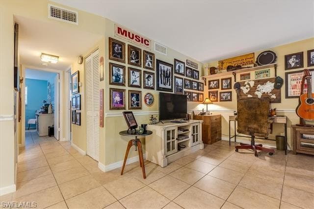 4290 Gulfstream DR # 4, NAPLES FL 34112-3