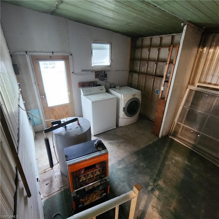 110 Gaslight AVE, NORTH FORT MYERS FL 33917-14