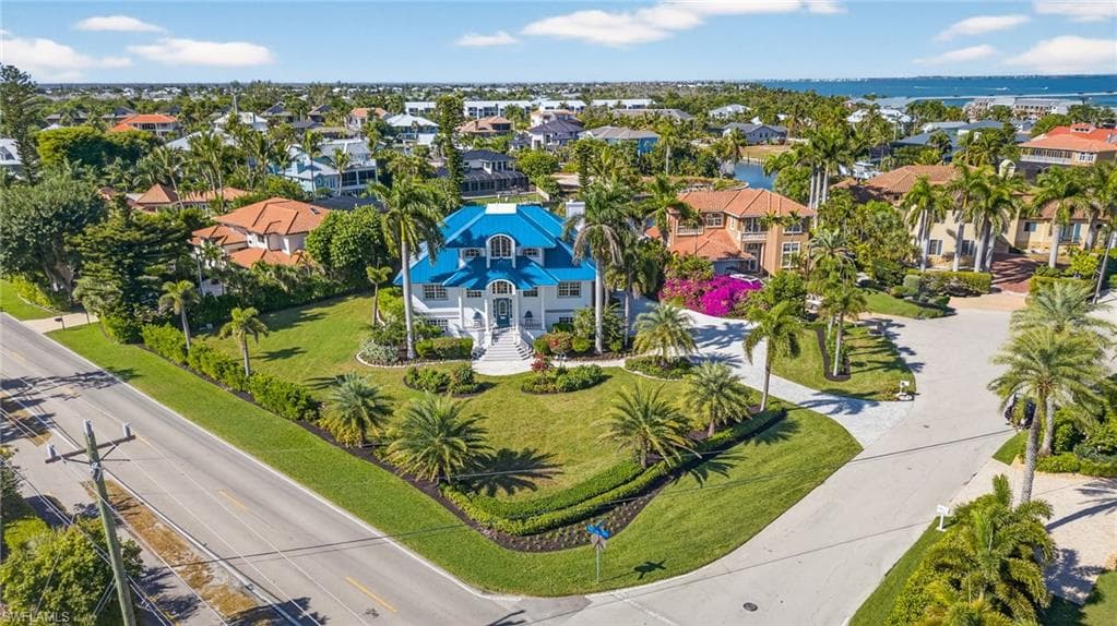 1141 Paper Fig CT, SANIBEL FL 33957-44