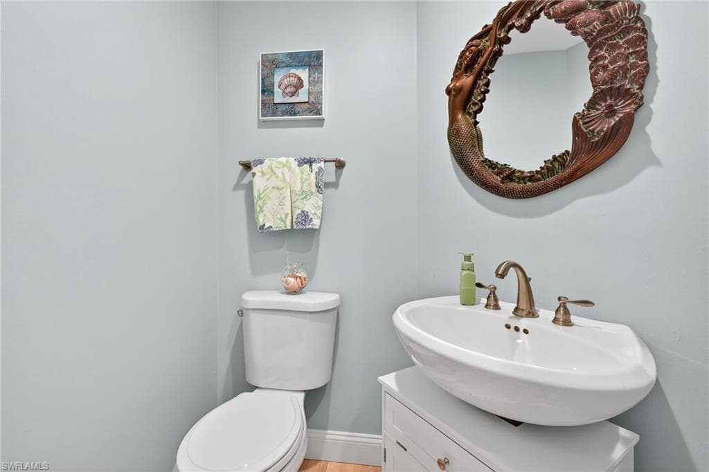 1141 Paper Fig CT, SANIBEL FL 33957-31