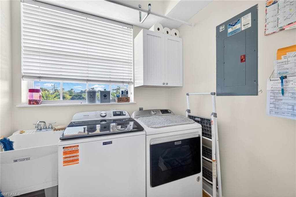 1141 Paper Fig CT, SANIBEL FL 33957-30