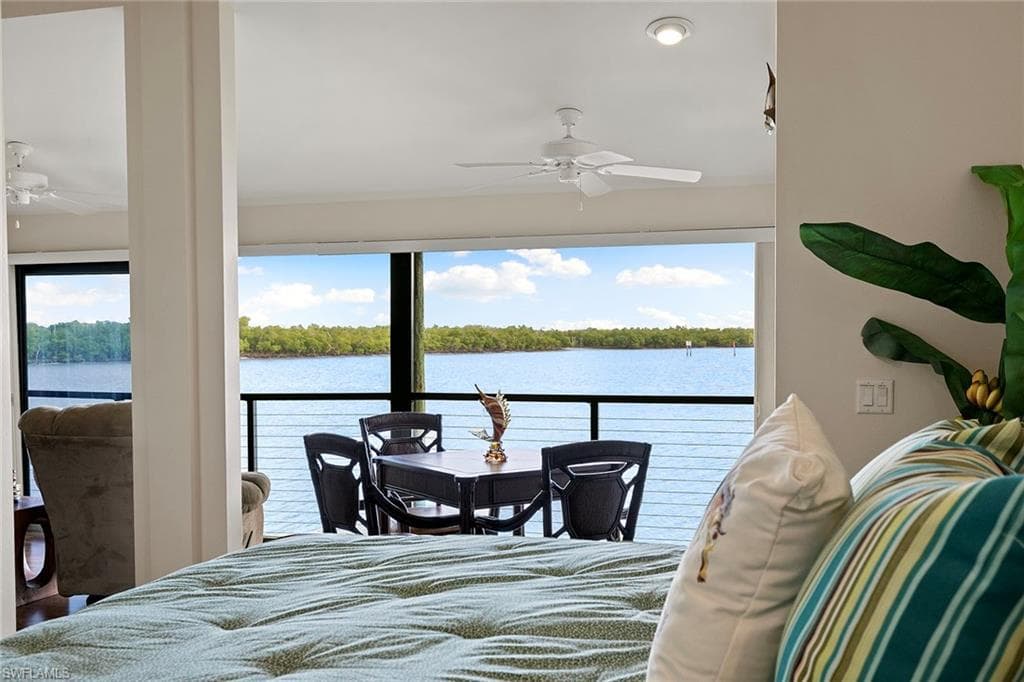 611 Palm AVE # H36, GOODLAND FL 34140-19