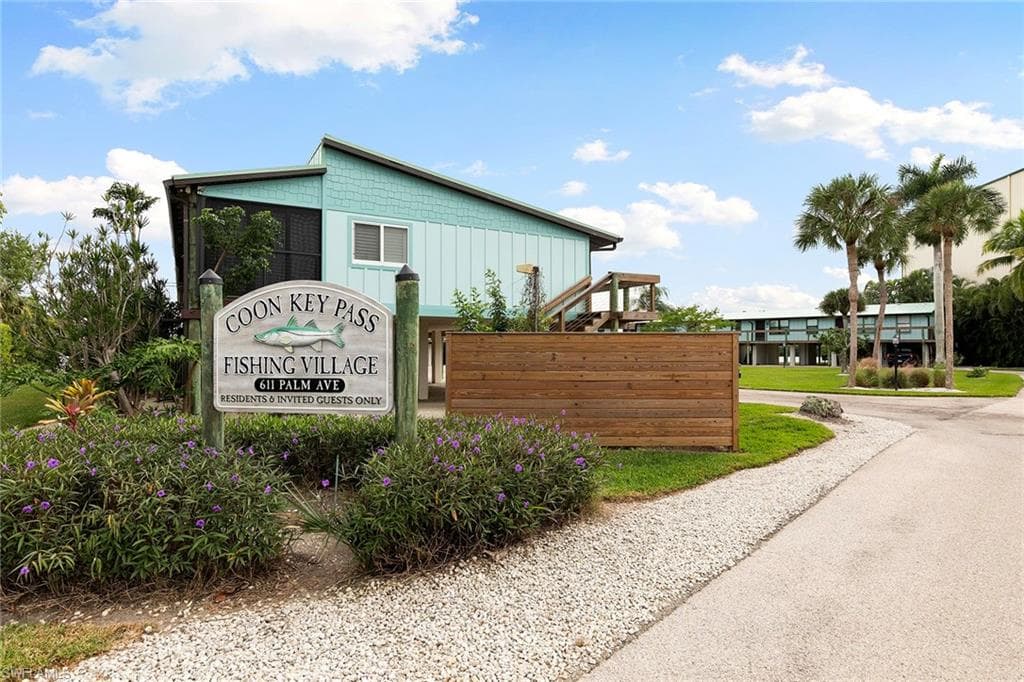 611 Palm AVE # H36, GOODLAND FL 34140-39