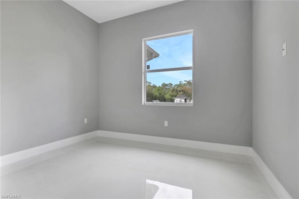 160 Logan BLVD S-41