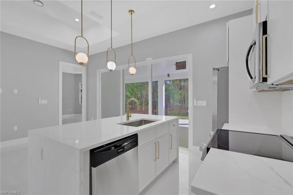 160 Logan BLVD S-35