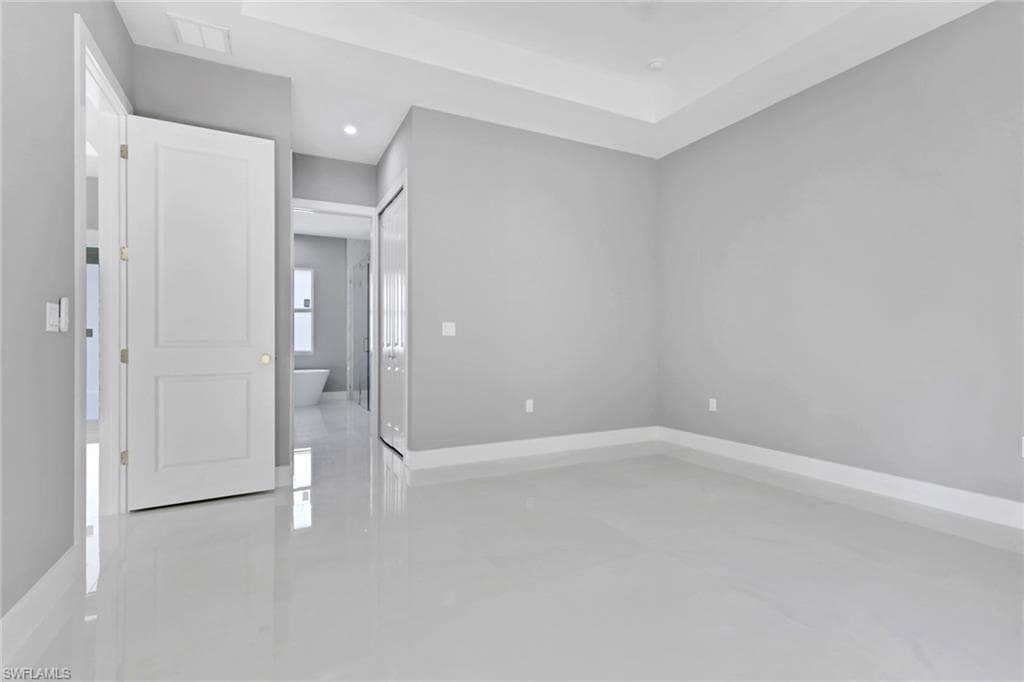 160 Logan BLVD S-37