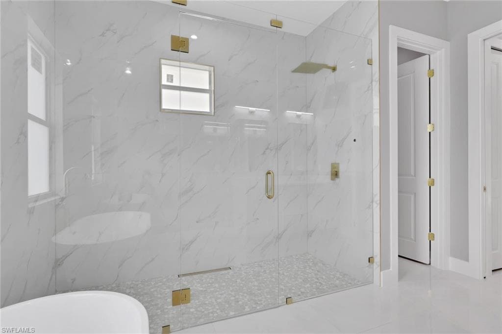 160 Logan BLVD S-40