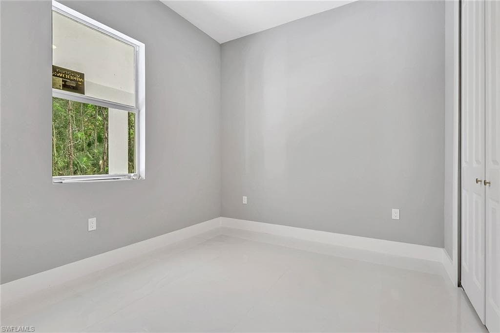 160 Logan BLVD S-43