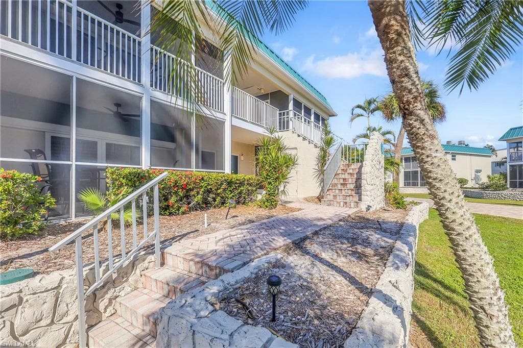 827 E Gulf DR K8-5