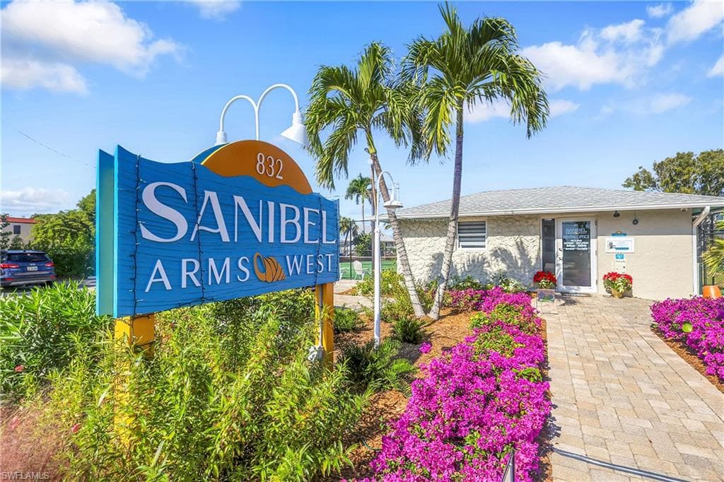 827 E Gulf DR K8-32