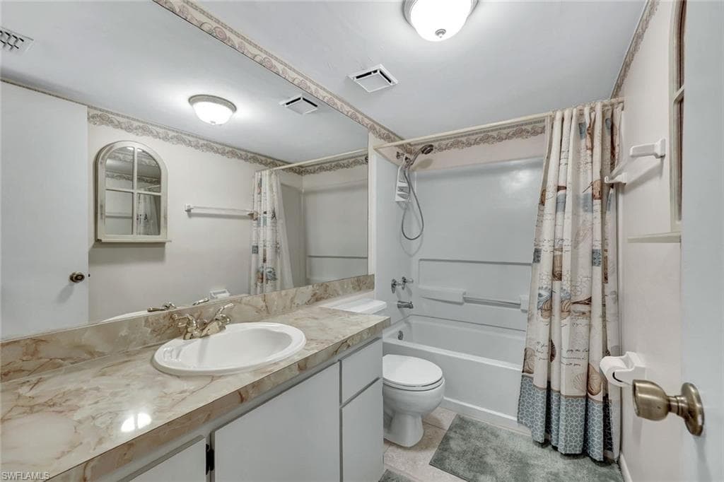 4150 Looking Glass LN # 5, NAPLES FL 34112-18