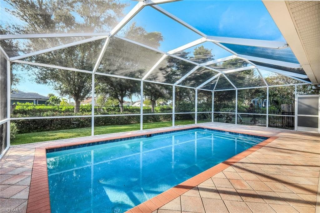 2730 Brightside CT, CAPE CORAL FL 33991-1