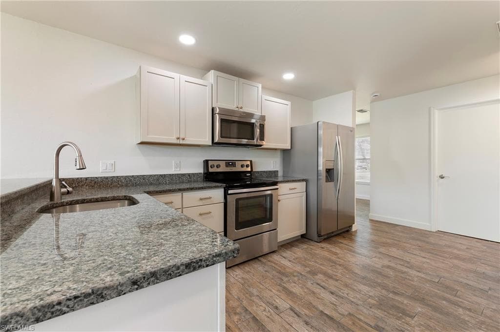 4548 Gulf AVE, NORTH FORT MYERS FL 33903-5