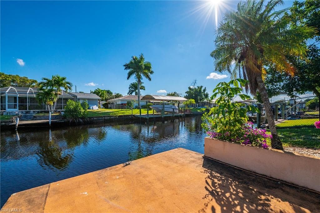 4548 Gulf AVE, NORTH FORT MYERS FL 33903-27