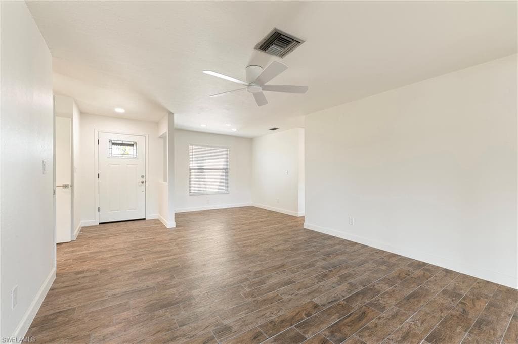 4548 Gulf AVE, NORTH FORT MYERS FL 33903-13