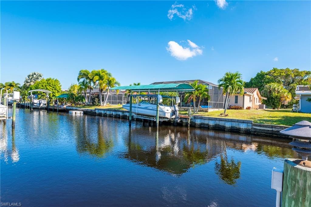 4548 Gulf AVE, NORTH FORT MYERS FL 33903-28