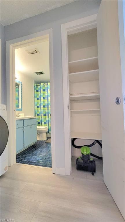 300 Valley Stream Dr # A7, NAPLES FL 34113-18