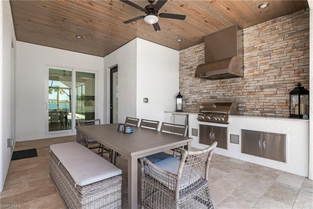 13974 Blue Bay CIR, FORT MYERS FL 33913-8