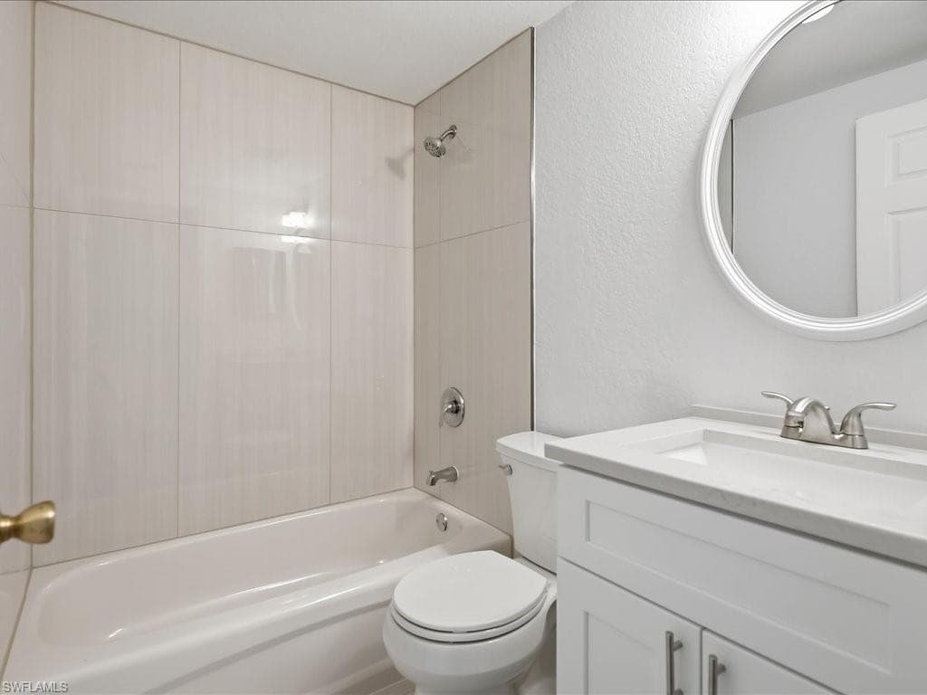 27103 Matheson AVE # 102, BONITA SPRINGS FL 34135-19