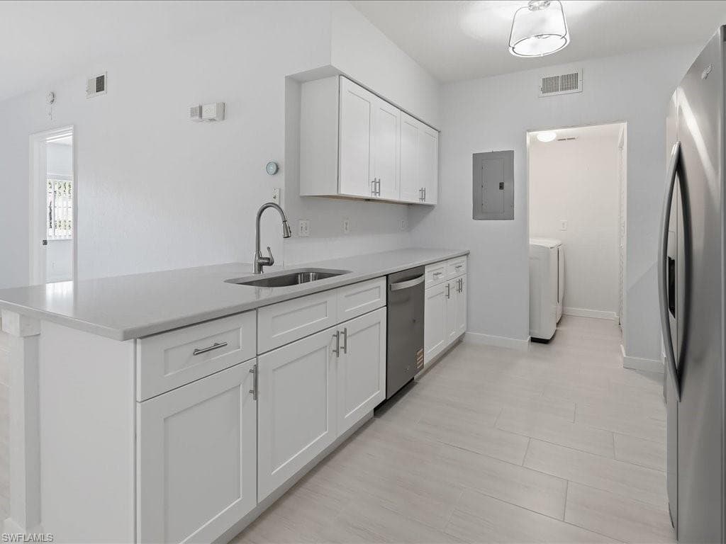 27103 Matheson AVE # 102, BONITA SPRINGS FL 34135-10