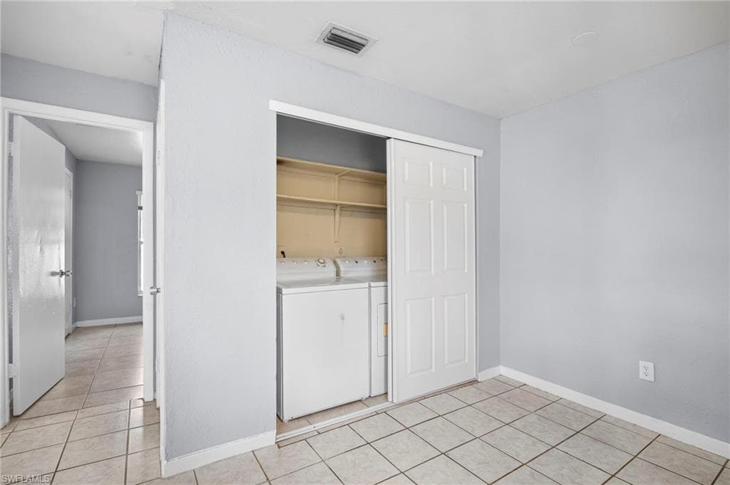 5449 10th AVE, FORT MYERS FL 33907-10