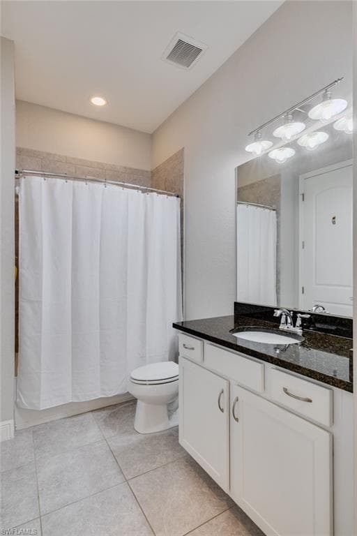 1626 Serrano CIR, NAPLES FL 34105-22