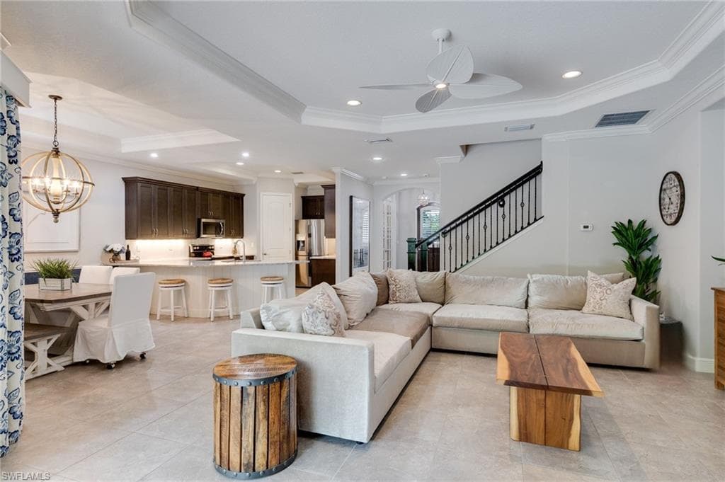 1626 Serrano CIR, NAPLES FL 34105-2