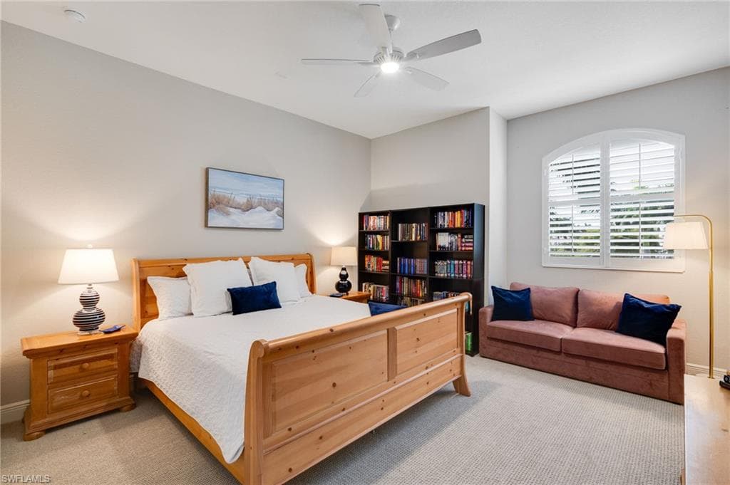 1626 Serrano CIR, NAPLES FL 34105-19