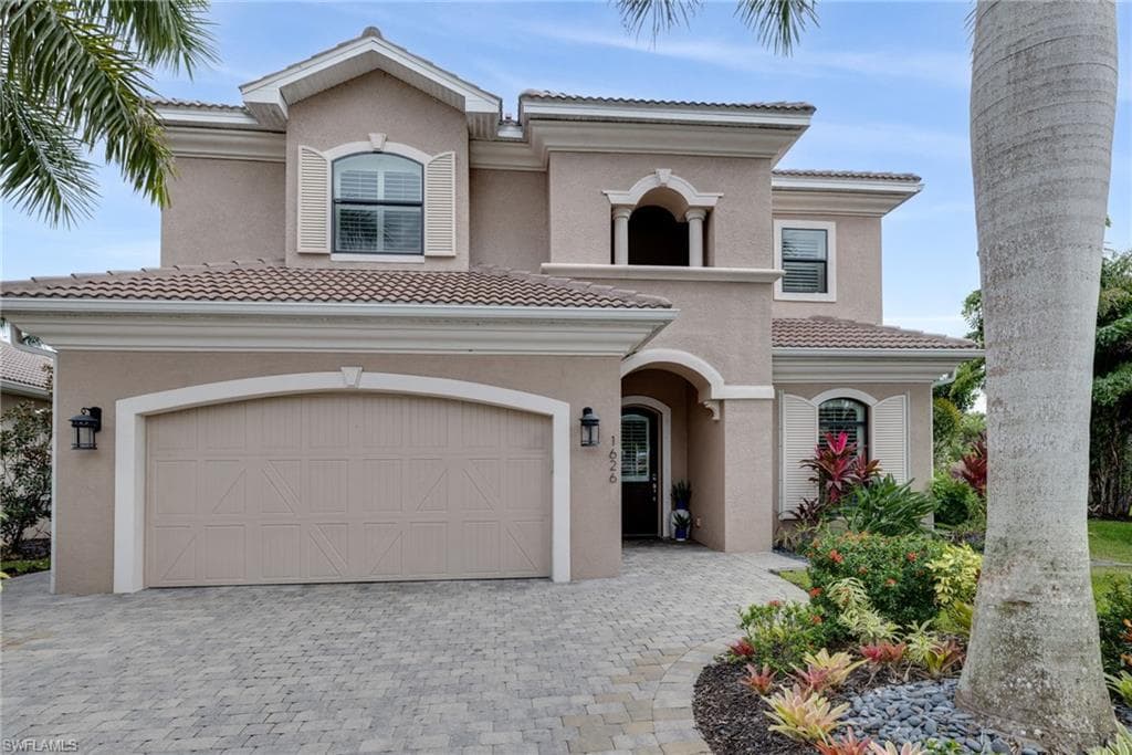 1626 Serrano CIR, NAPLES FL 34105-34