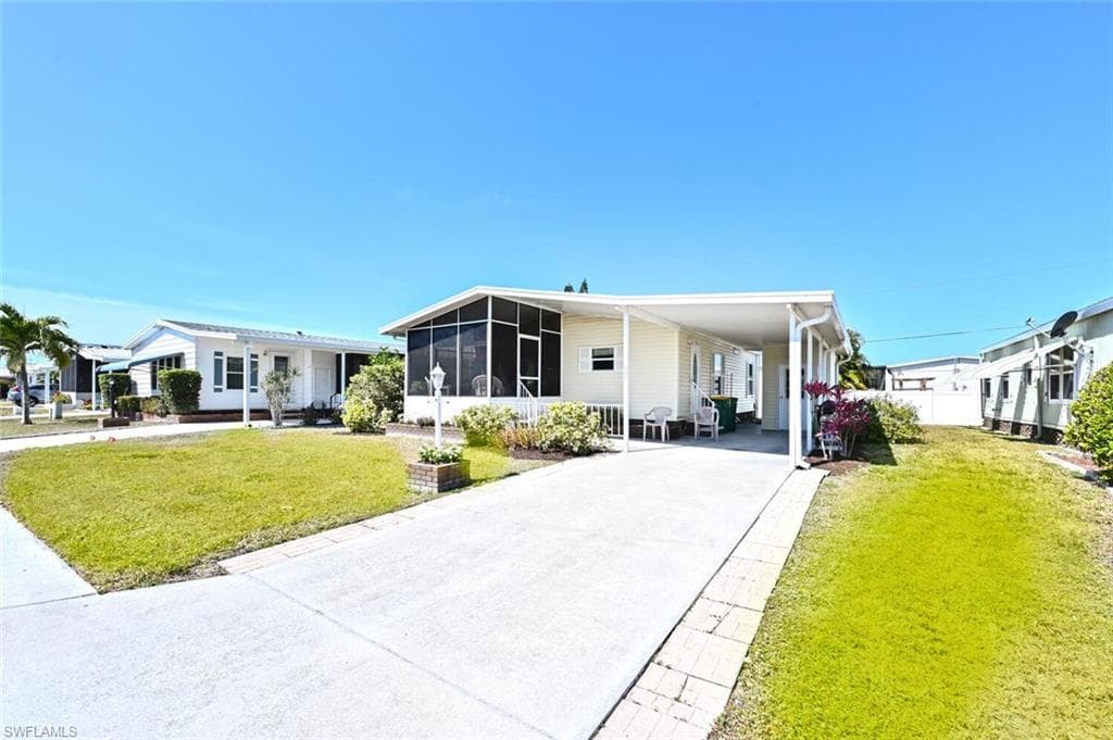 192 Oceans BLVD # 192, NAPLES FL 34104-1