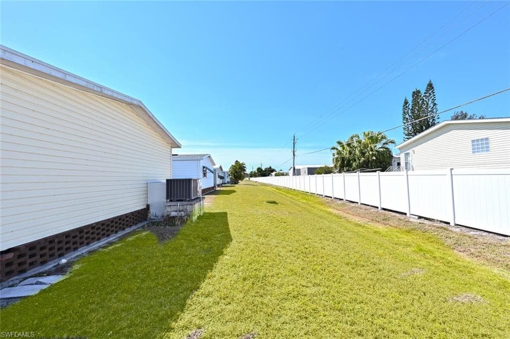 192 Oceans BLVD # 192, NAPLES FL 34104-13