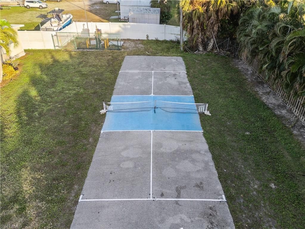 455 Cape Florida WAY, NAPLES FL 34104-11